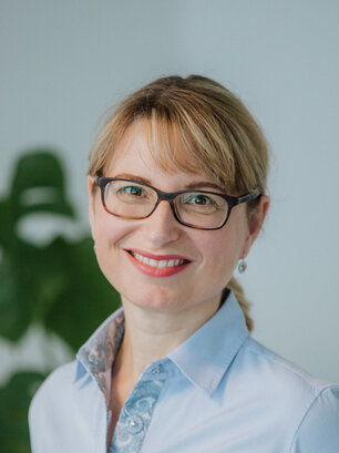 Portrait Dr. med. Juliane Hefner Dr. med. Juliane Hefner